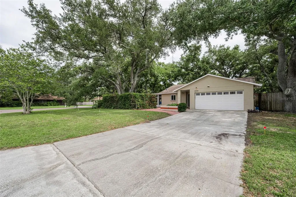 10050 62nd Avenue N St Petersburg FL 33708