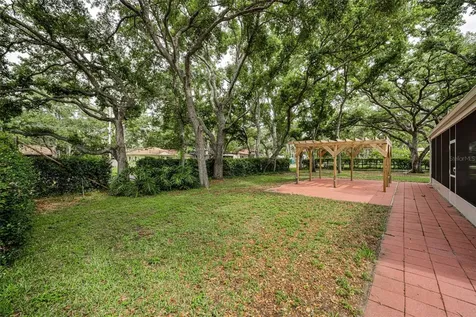 10050 62nd Avenue N St Petersburg FL 33708
