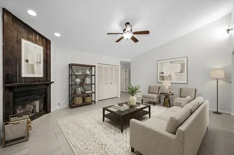 10050 62nd Avenue N St Petersburg FL 33708