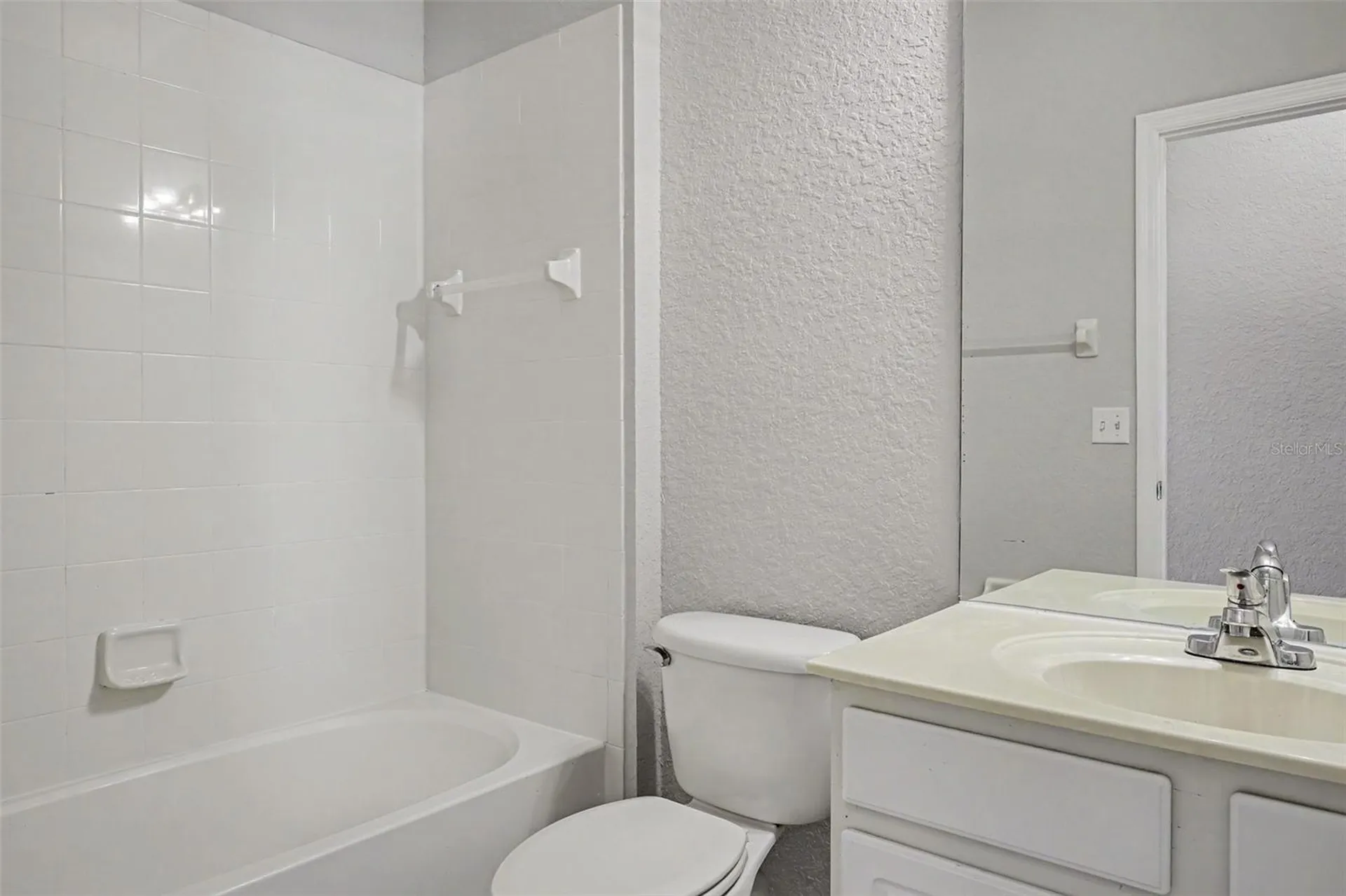 2210 Granger Avenue Kissimmee FL 34746