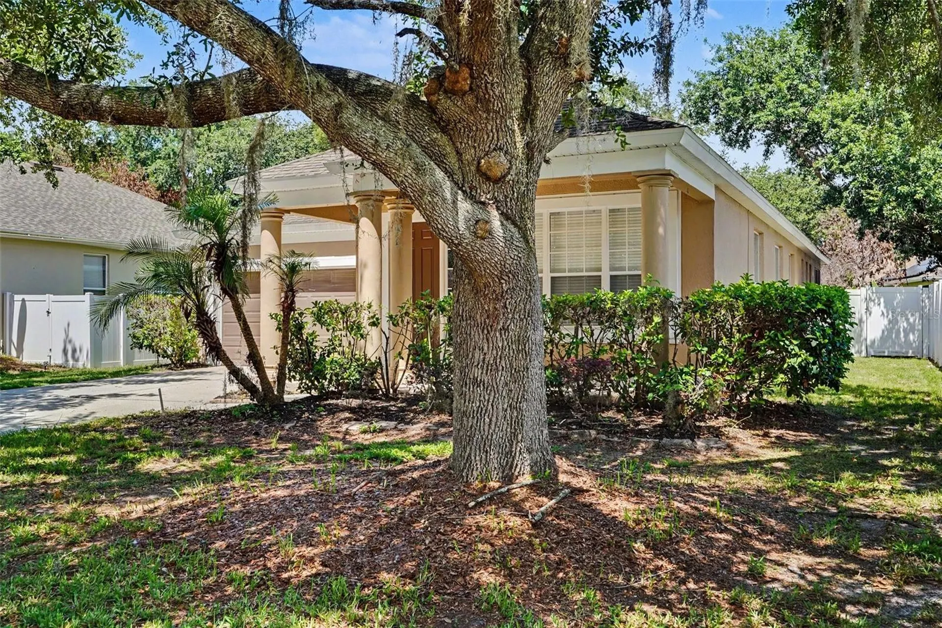 2210 Granger Avenue Kissimmee FL 34746