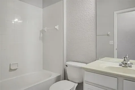 2210 Granger Avenue Kissimmee FL 34746