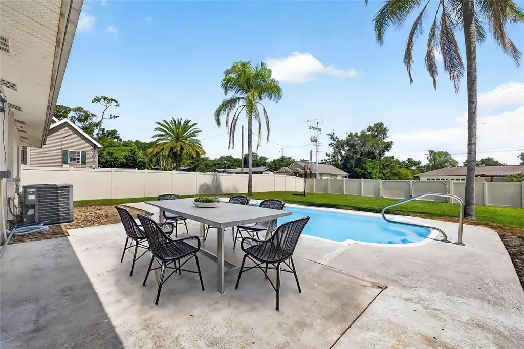 37121 Meridian Avenue Dade City FL 33525