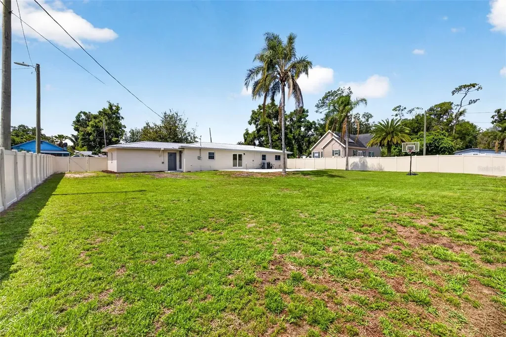 37121 Meridian Avenue Dade City FL 33525