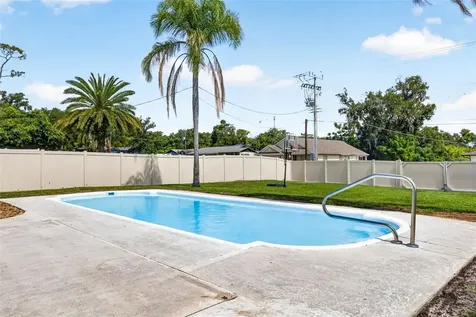 37121 Meridian Avenue Dade City FL 33525