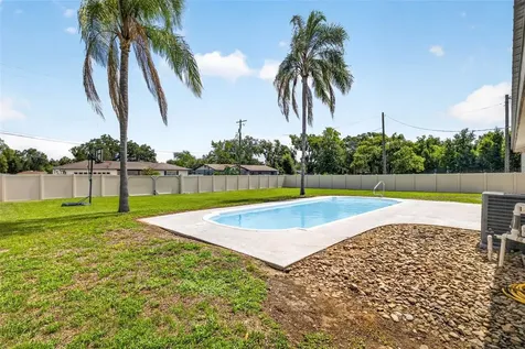 37121 Meridian Avenue Dade City FL 33525