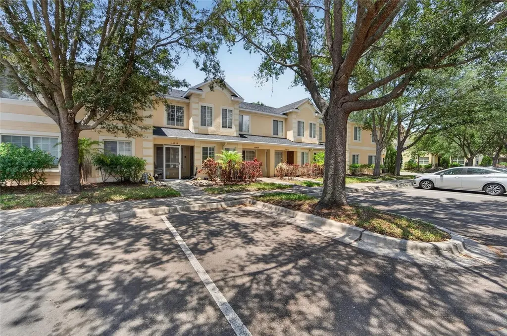 10818 Brickside Court Riverview FL 33579