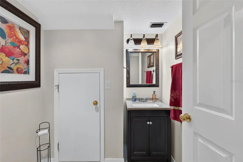 10818 Brickside Court Riverview FL 33579