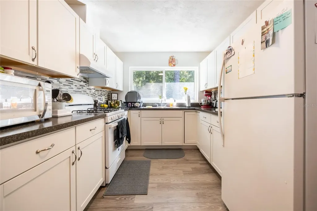 749 NW 34th Street Gainesville FL 32607