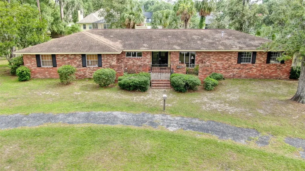 4243 SE 8th Street Ocala FL 34471