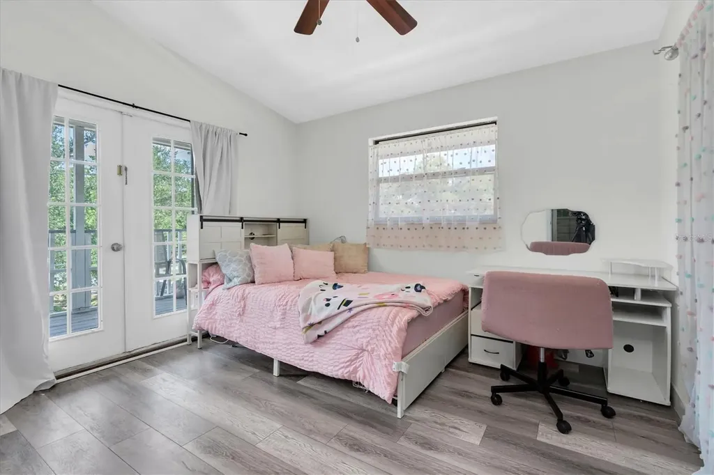 15590 59th Street N Clearwater FL 33760