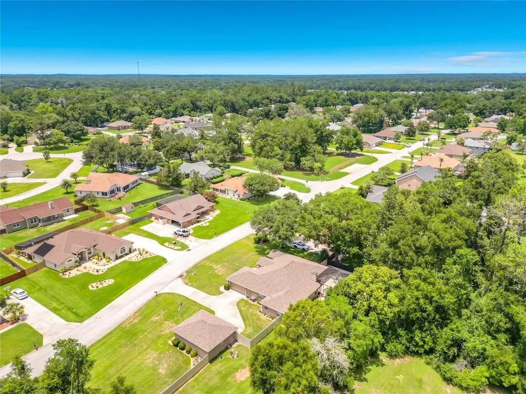 10445 SE 42nd Terrace Belleview FL 34420