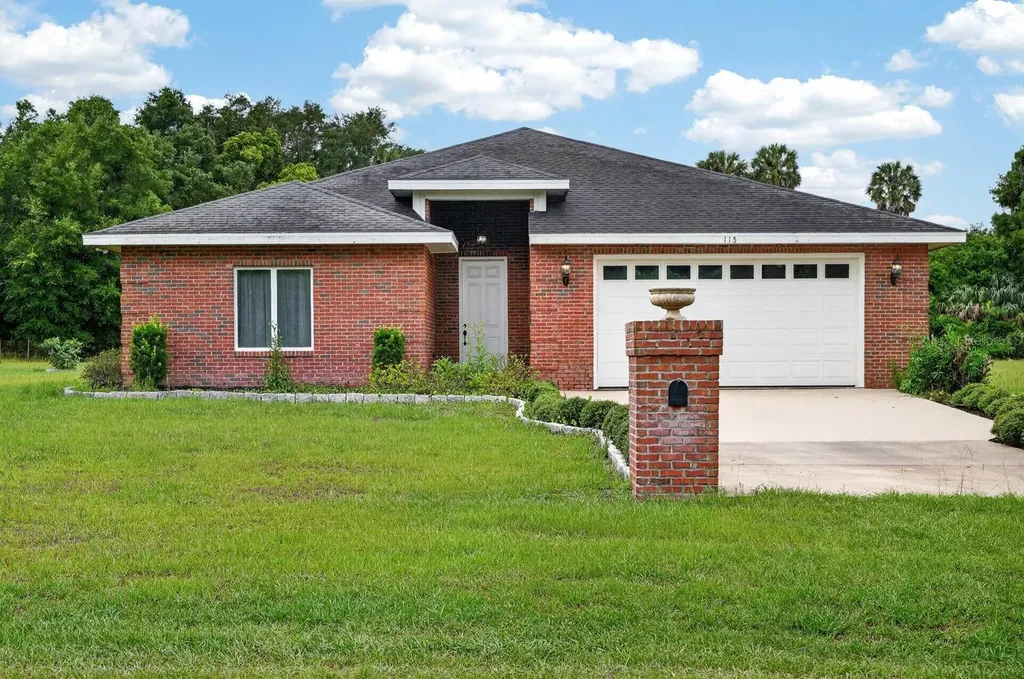 115 Tangelo Terrace Crescent City FL 32112