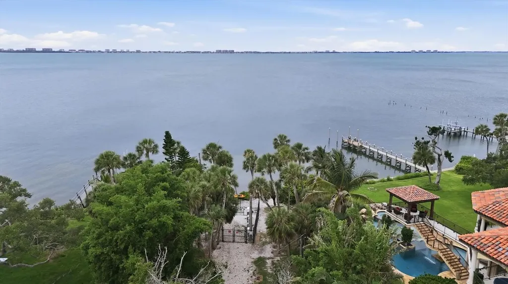 1020 23rd Street Sarasota FL 34234