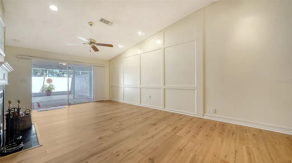 Sarasota FL 34233