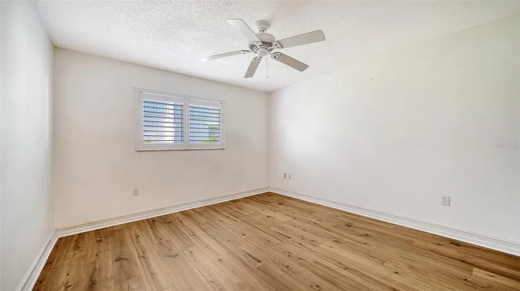 Sarasota FL 34233