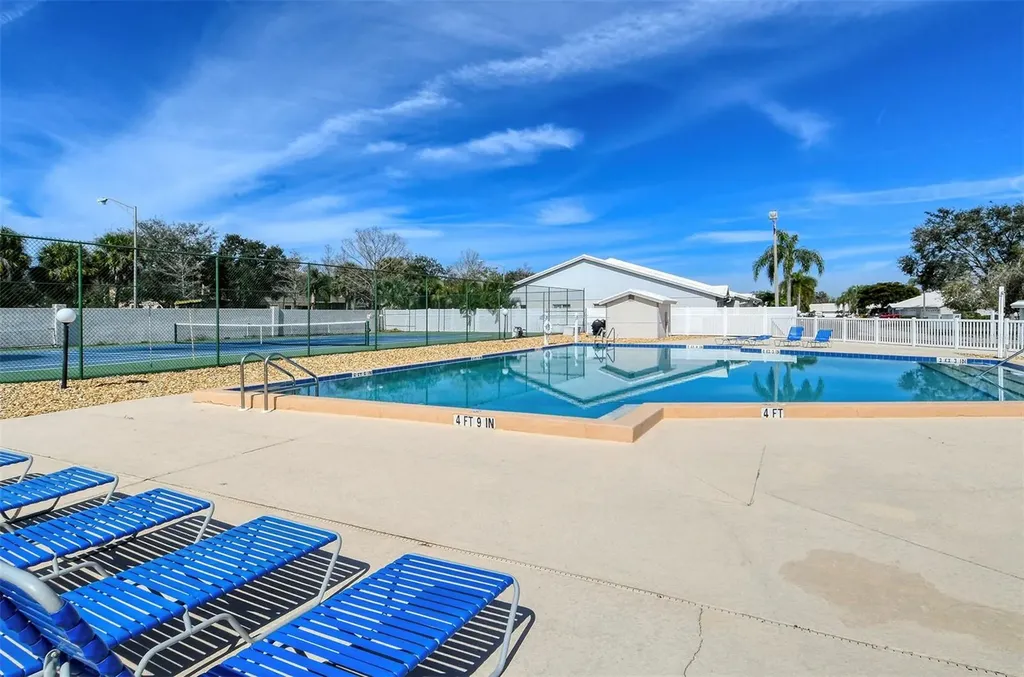 Sarasota FL 34233