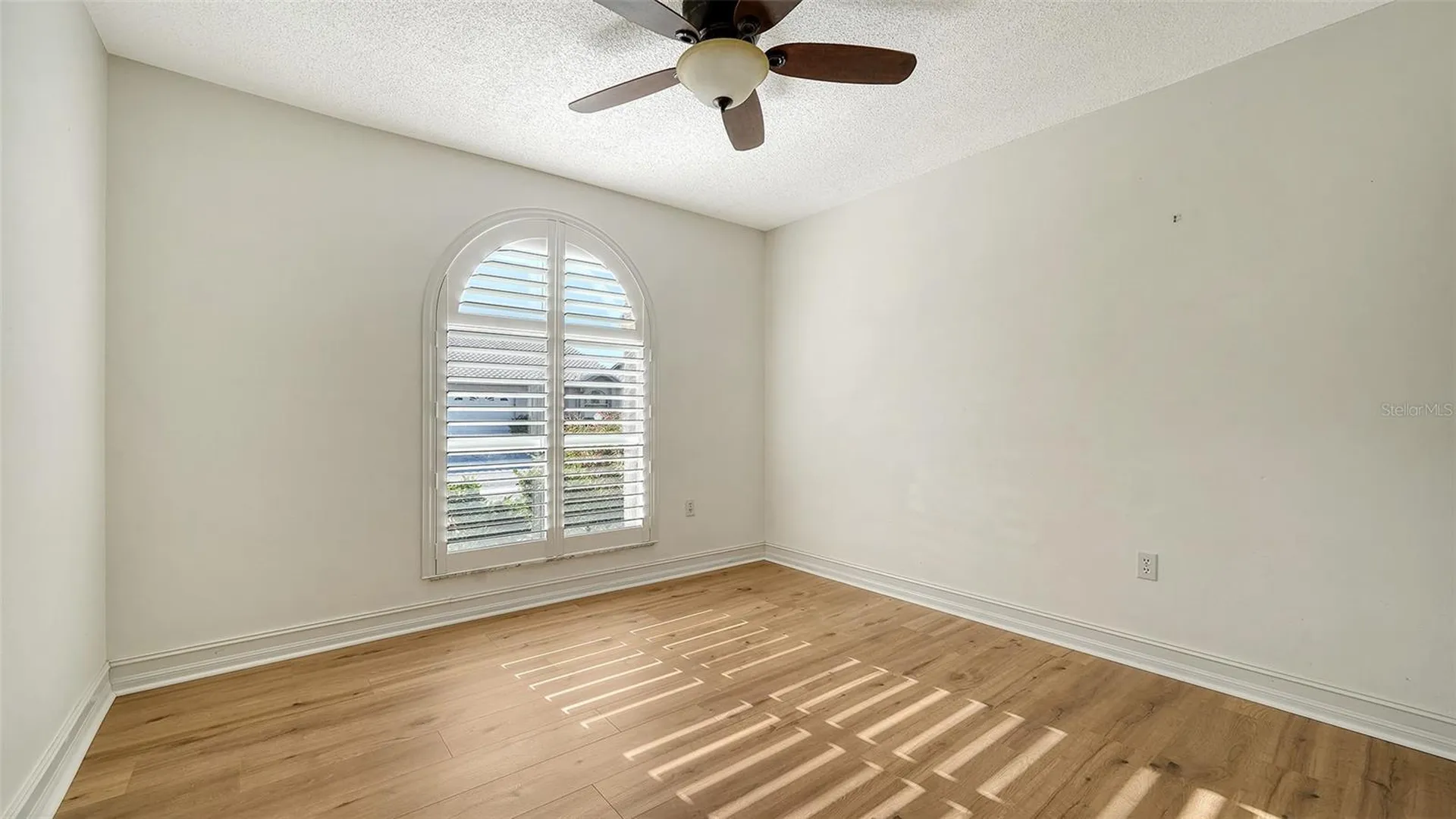Sarasota FL 34233