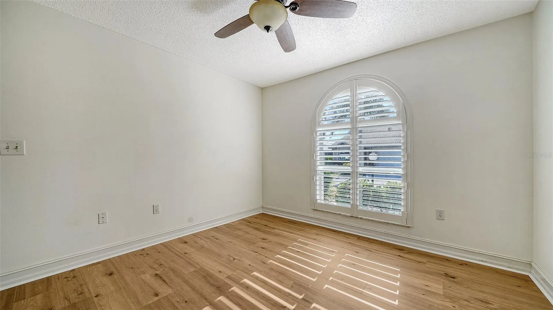 Sarasota FL 34233