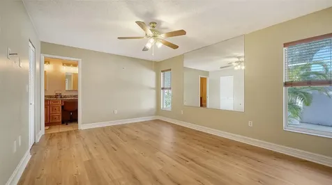 Sarasota FL 34233