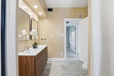 4033 Ibis Drive Orlando FL 32803
