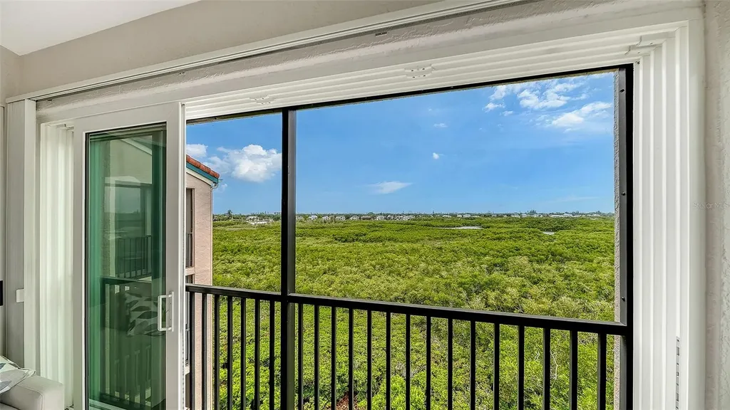 5420 Eagles Point Circle Sarasota FL 34231