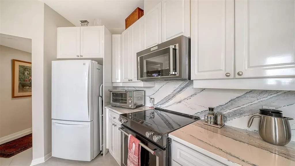 5420 Eagles Point Circle Sarasota FL 34231