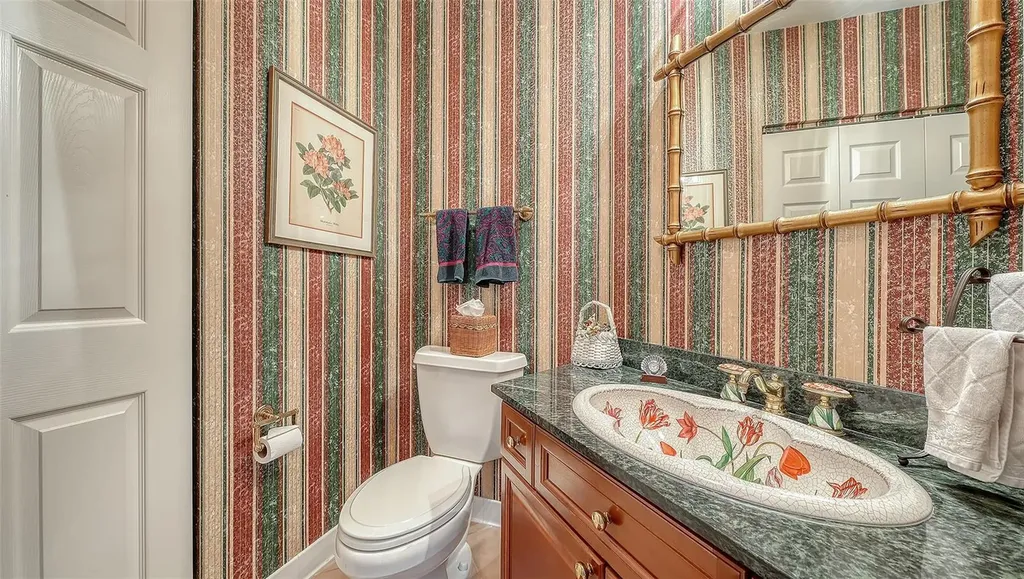 5420 Eagles Point Circle Sarasota FL 34231