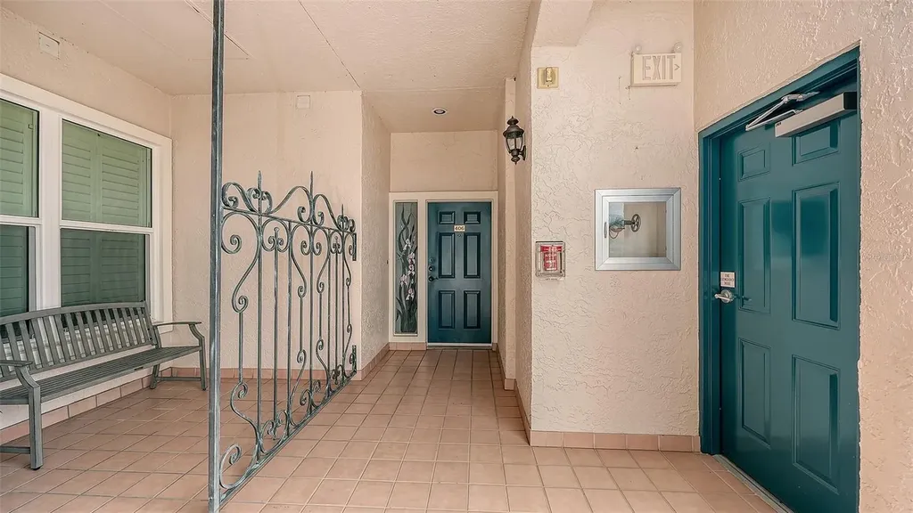 5420 Eagles Point Circle Sarasota FL 34231