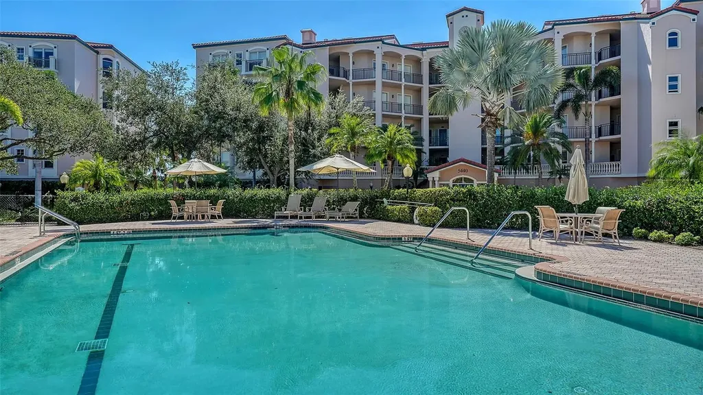 5420 Eagles Point Circle Sarasota FL 34231