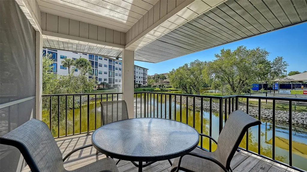 5420 Eagles Point Circle Sarasota FL 34231