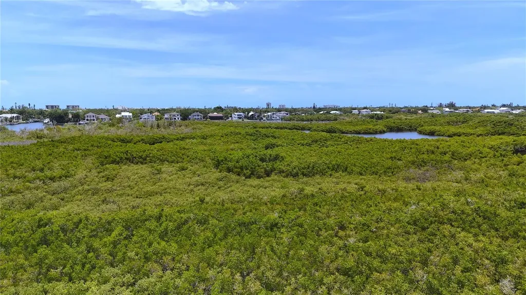5420 Eagles Point Circle Sarasota FL 34231