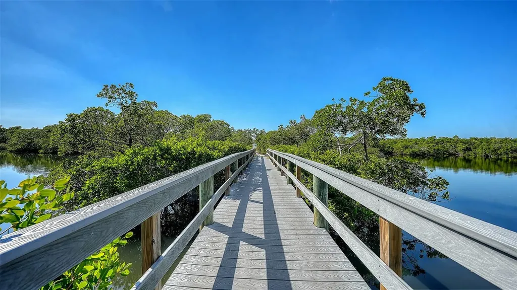 5420 Eagles Point Circle Sarasota FL 34231