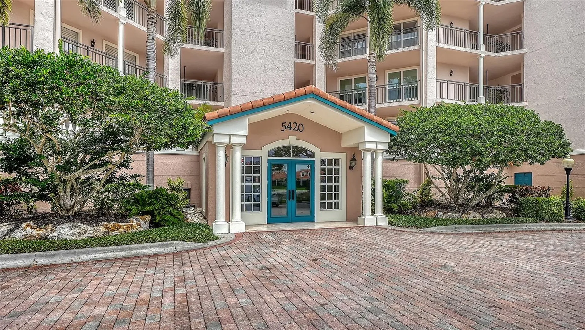 5420 Eagles Point Circle Sarasota FL 34231