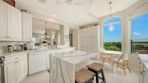 5420 Eagles Point Circle Sarasota FL 34231