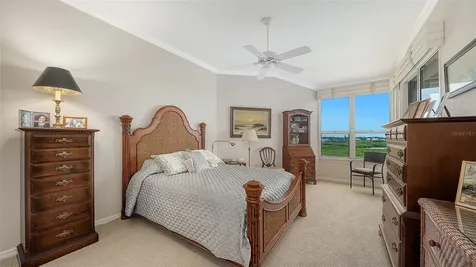 5420 Eagles Point Circle Sarasota FL 34231