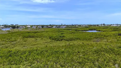 5420 Eagles Point Circle Sarasota FL 34231