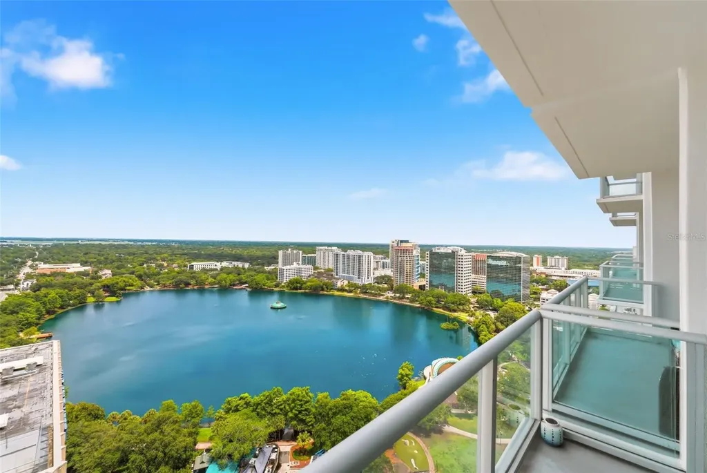 150 E Robinson Street Orlando FL 32801