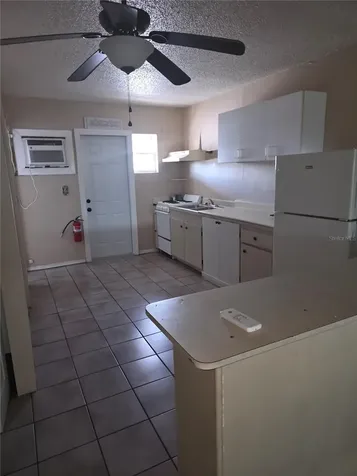 2440 25th Street N St Petersburg FL 33713