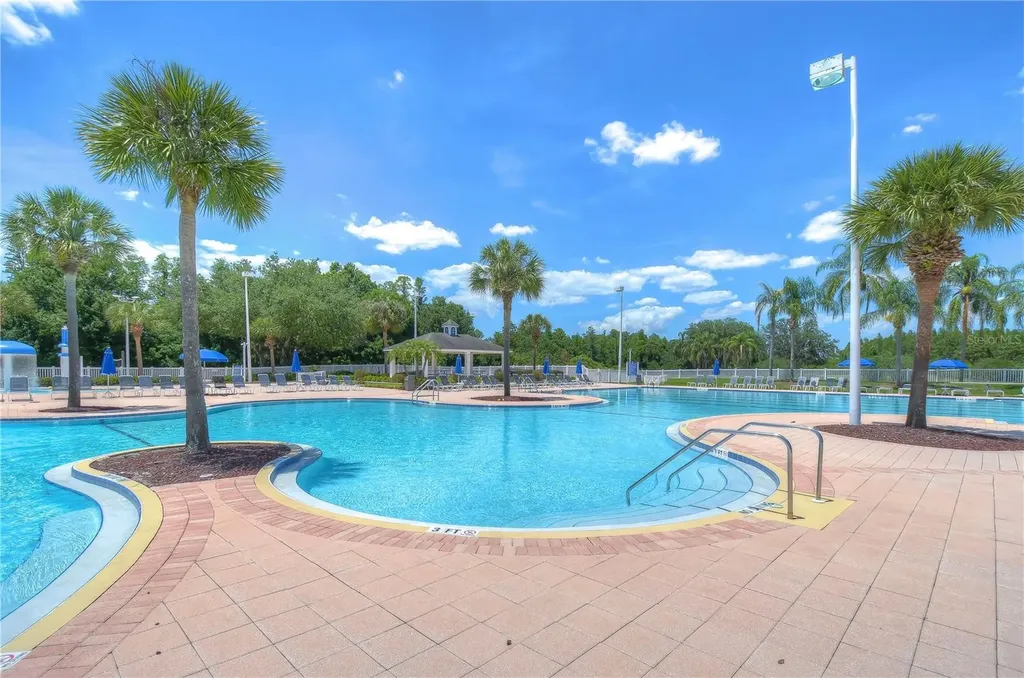 19312 Sea Mist Lane Lutz FL 33558