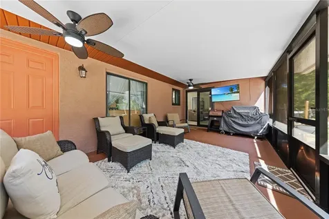 283 Chestnut Avenue Orange City FL 32763