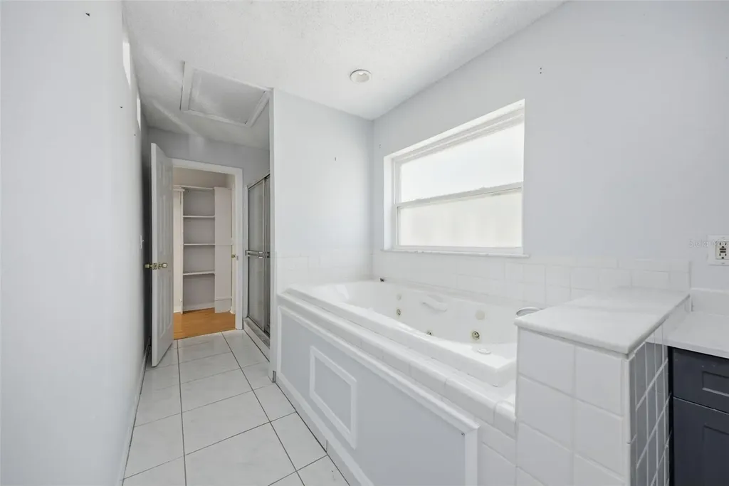 11410 Thomas Road Seffner FL 33584