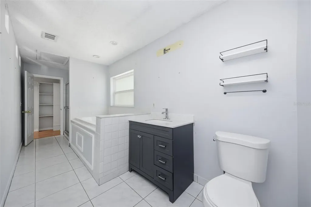 11410 Thomas Road Seffner FL 33584