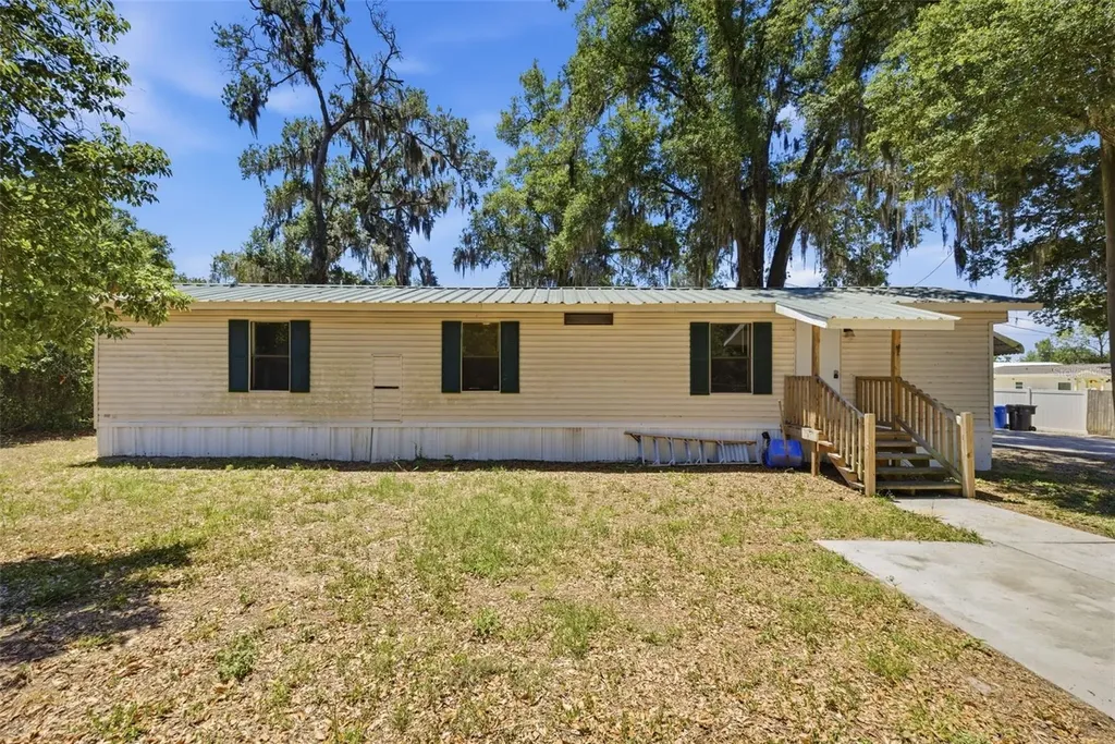 11410 Thomas Road Seffner FL 33584