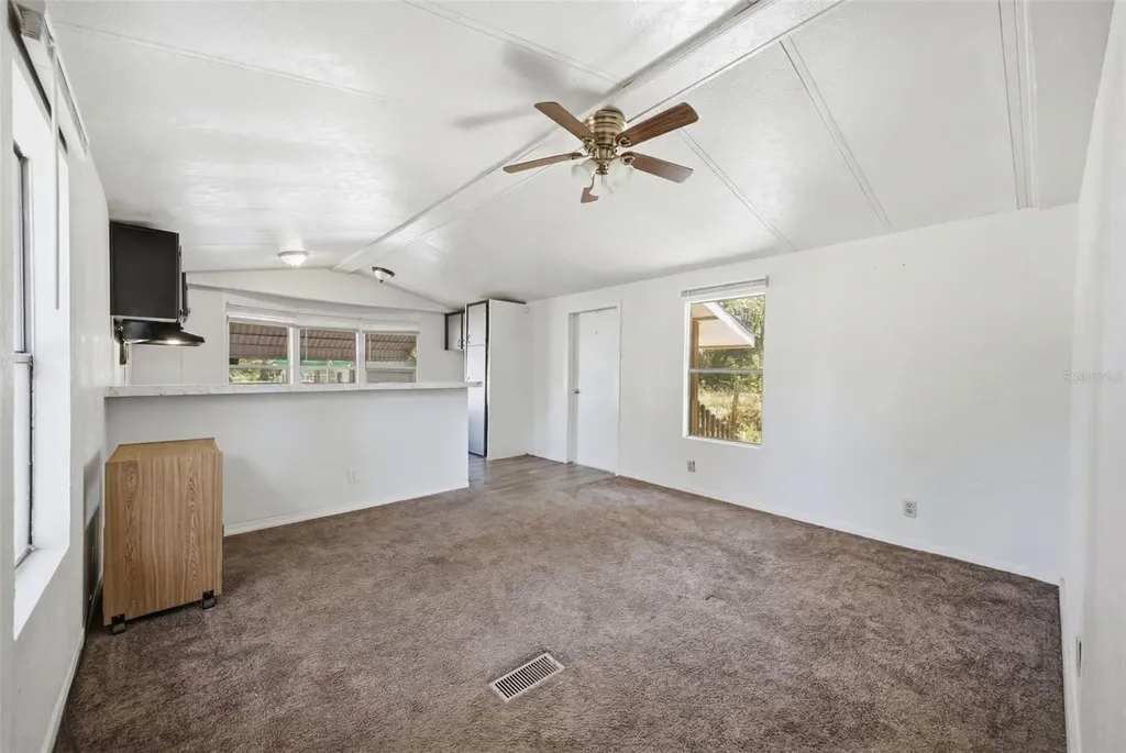11410 Thomas Road Seffner FL 33584