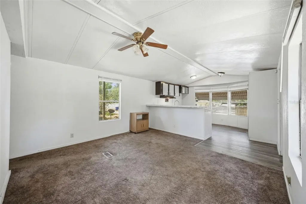 11410 Thomas Road Seffner FL 33584