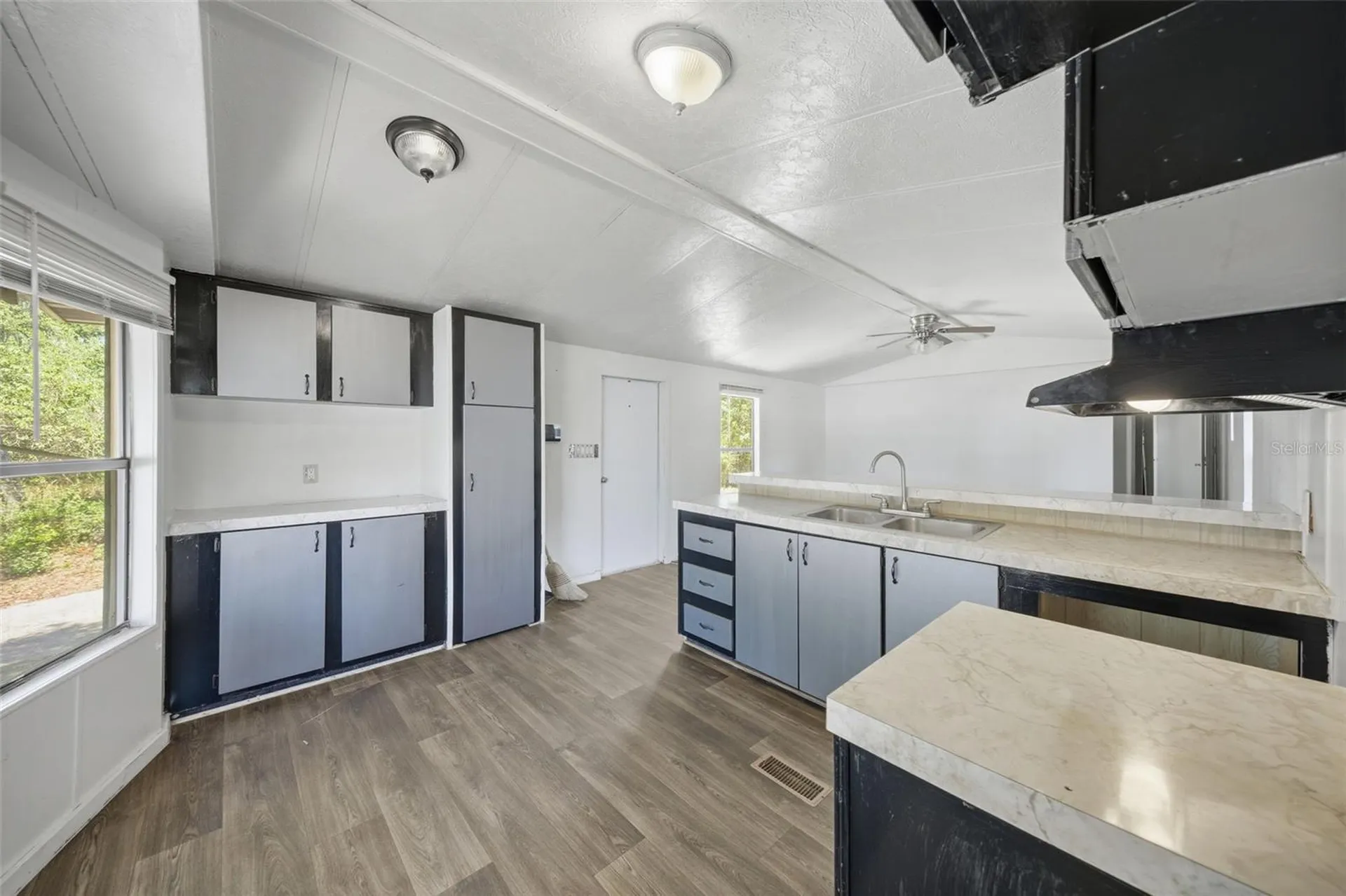 11410 Thomas Road Seffner FL 33584
