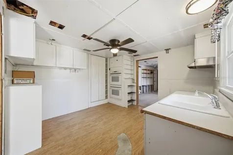 11410 Thomas Road Seffner FL 33584