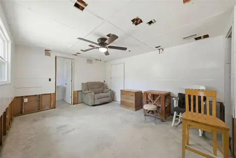 11410 Thomas Road Seffner FL 33584