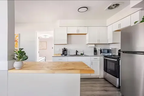 8911 Oren Avenue Tampa FL 33614